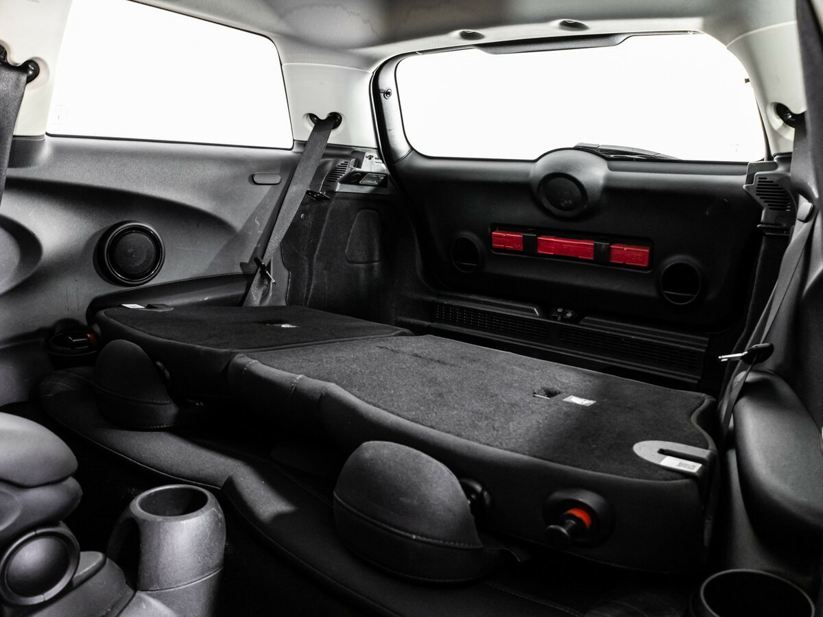 Mini Hatch Cooper S III (F55/F56), 2015 Фото №20