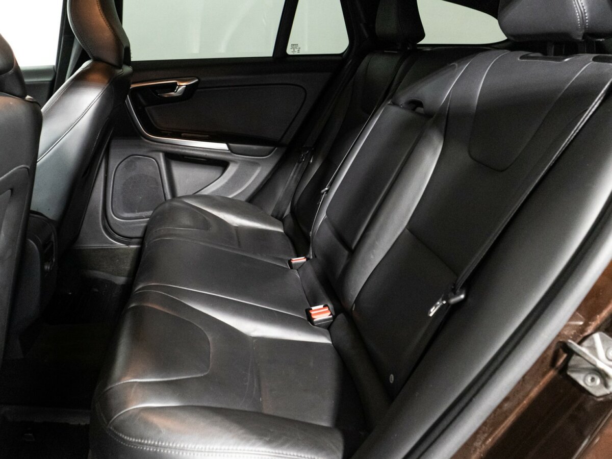 Volvo V60 Cross Country I, 2016 Фото №10