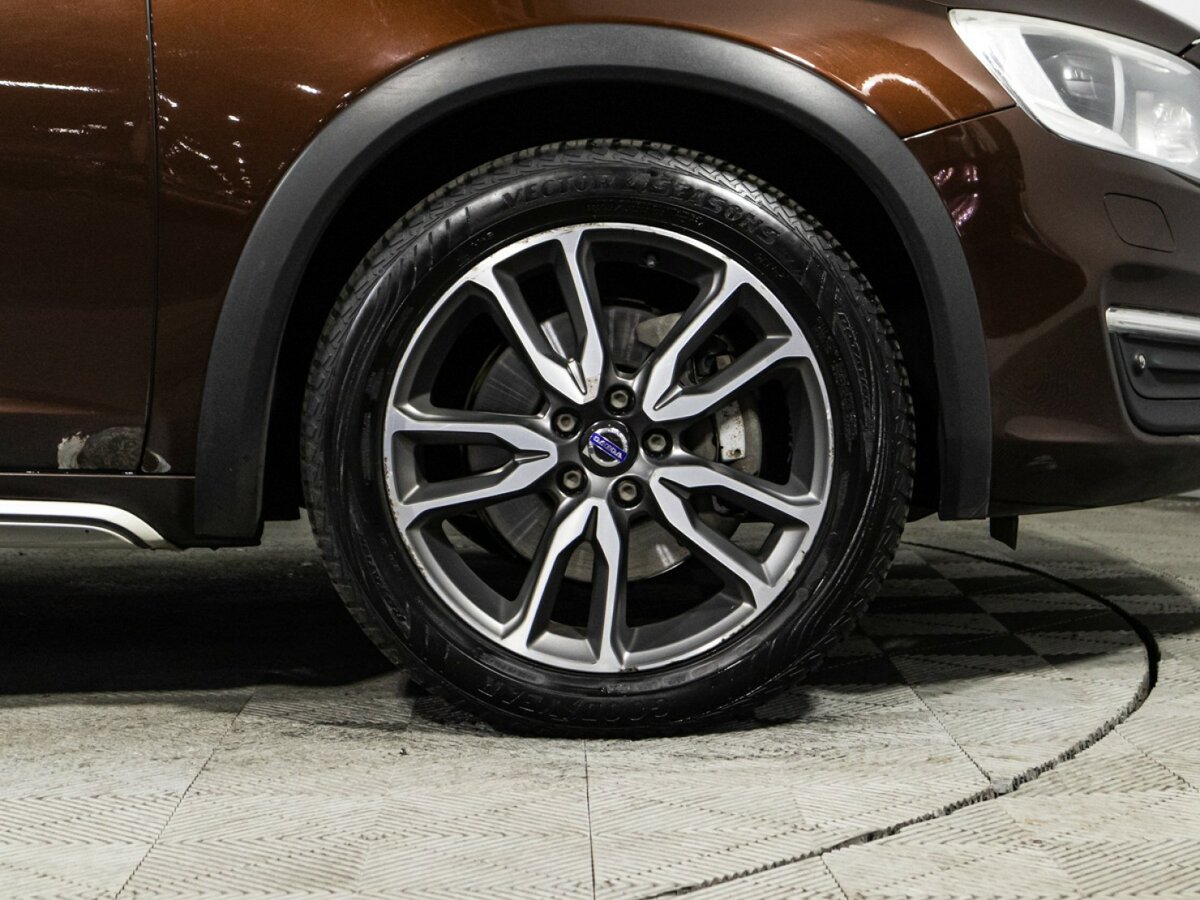 Volvo V60 Cross Country I, 2016 Фото №19