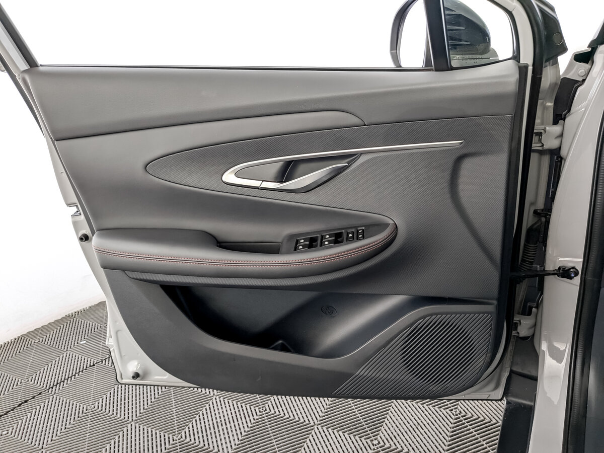 Changan UNI-T I, 2024 Фото №19