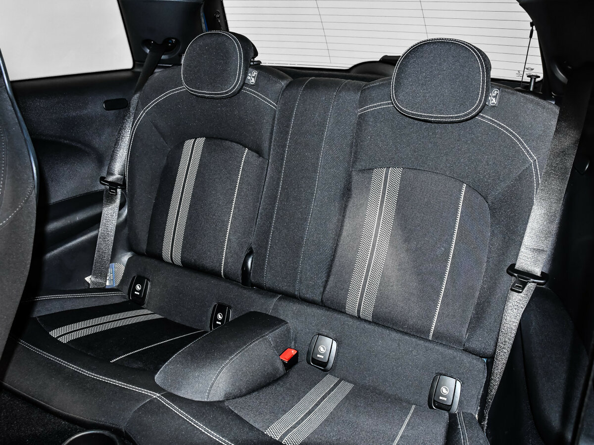 Mini Hatch JCW III (F55/F56) Рестайлинг 2, 2021 Фото №12