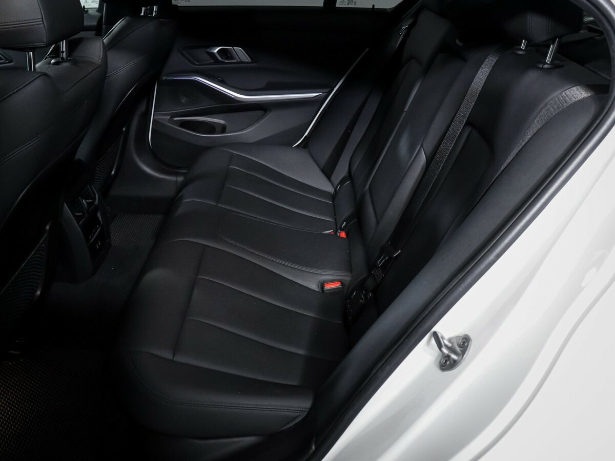 BMW 3 серии 330i VII (G2x), 2020 - 67 082 км. | Фото №8