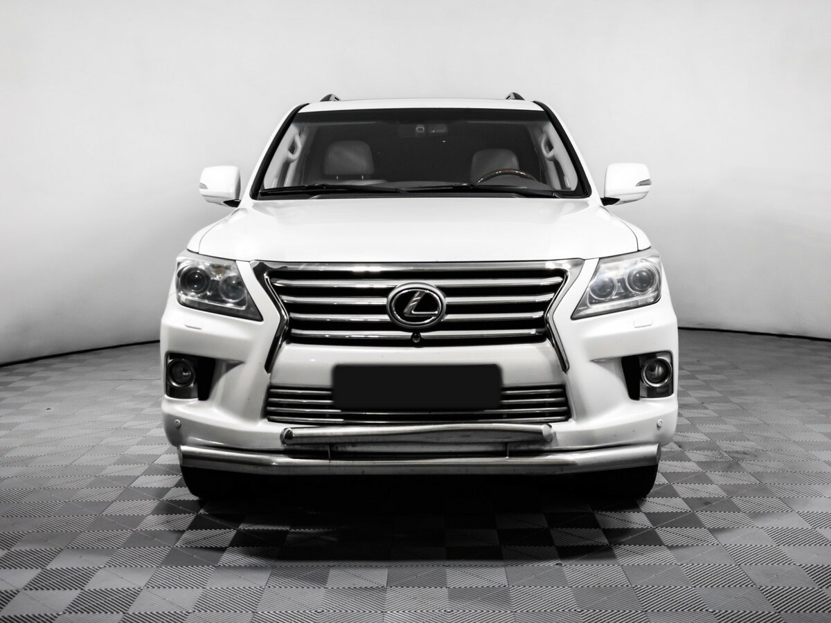 Lexus LX 570 III Рестайлинг, 2012 Фото №2