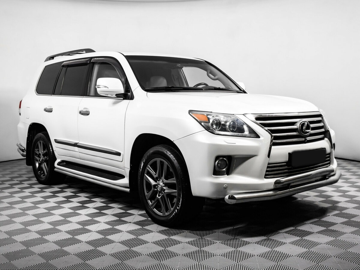 Lexus LX 570 III Рестайлинг, 2012 Фото №3