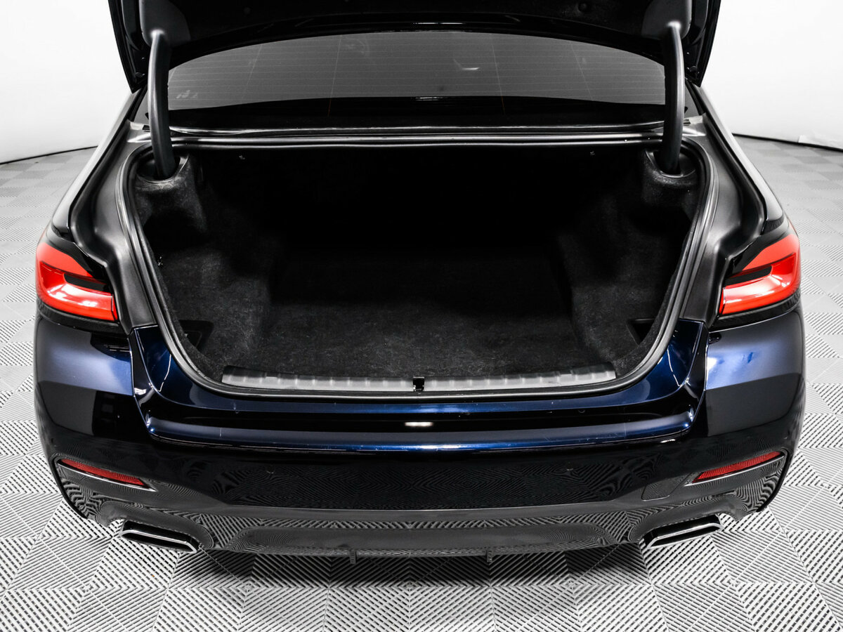 BMW 5 серии 520i VII (G30/G31) Рестайлинг, 2021 Фото №12