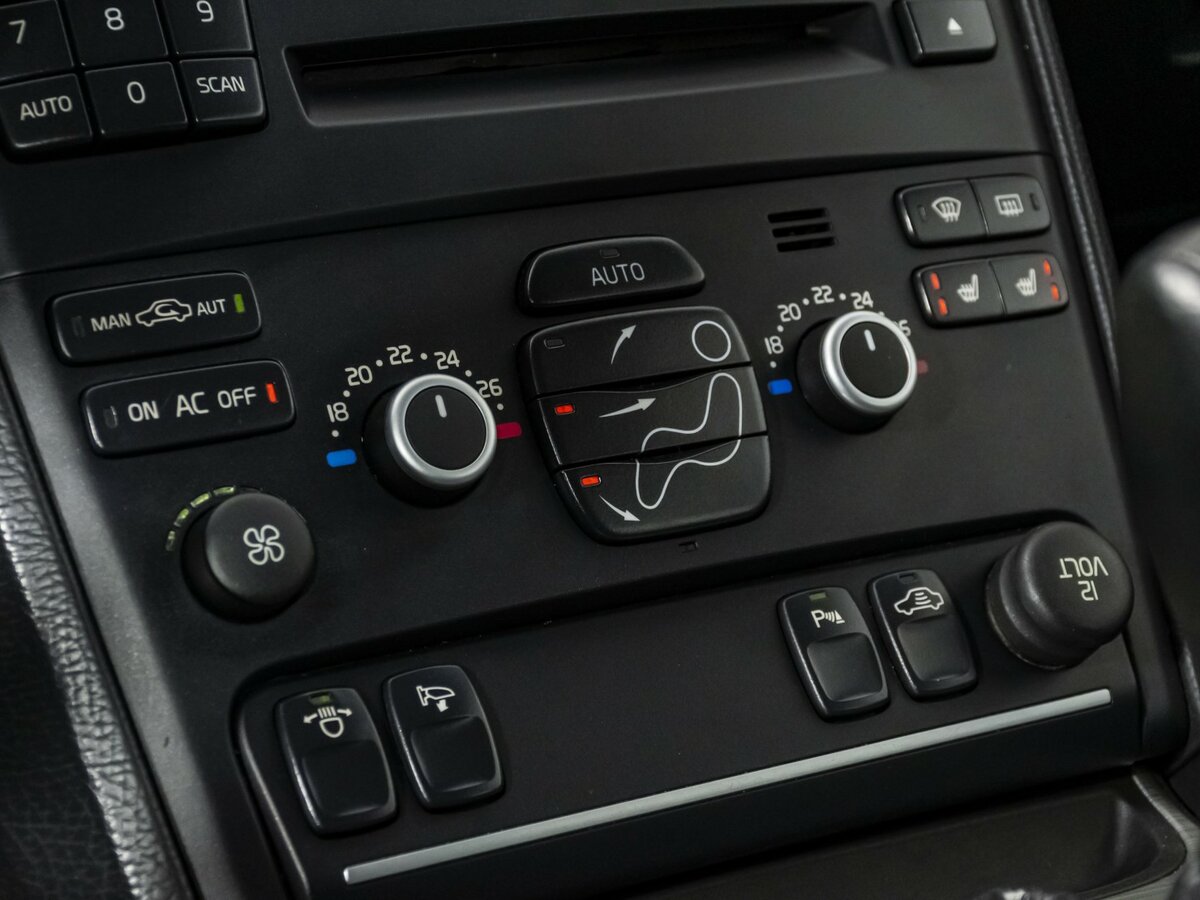 Volvo XC90 5 Geartronic I Рестайлинг, 2011 Фото №13