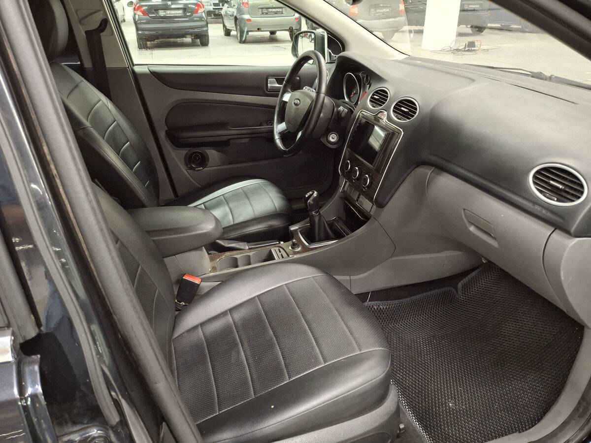 Ford Focus II Рестайлинг, 2008 Фото №11