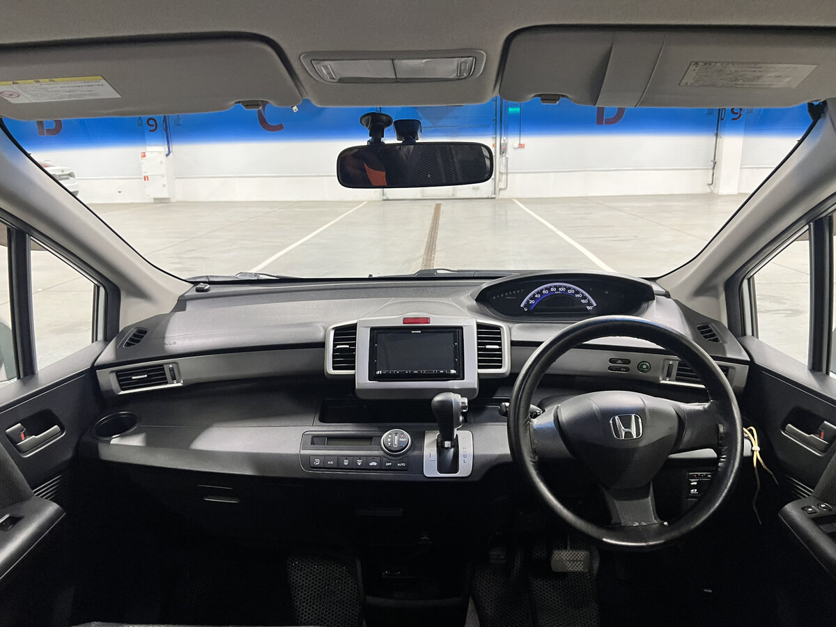 Honda Freed I, 2011 Фото №14