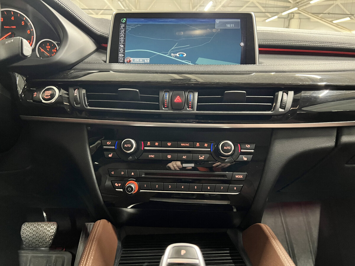 BMW X6 35i II (F16), 2016 Фото №14