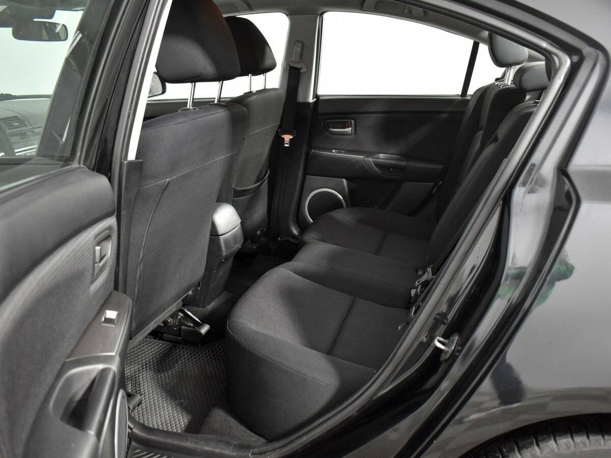 Mazda 3 I (BK) Рестайлинг, 2008 Фото №12