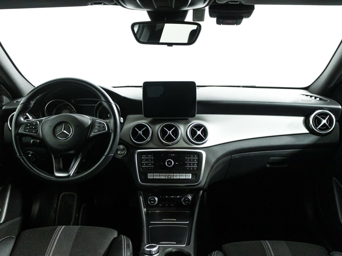 Mercedes-Benz GLA 200 I (X156) Рестайлинг, 2019 Фото №12