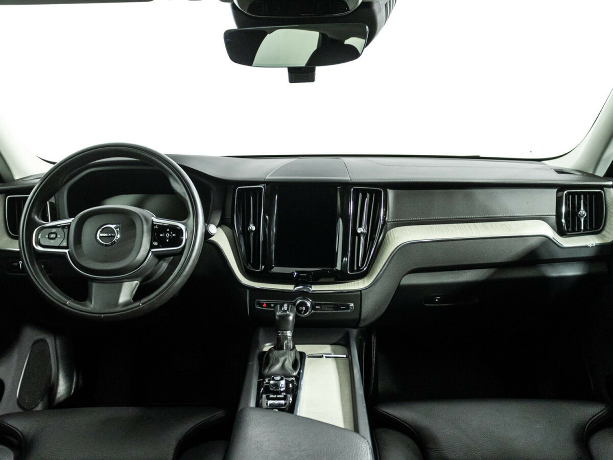 Volvo XC60 II, 2020 Фото №11