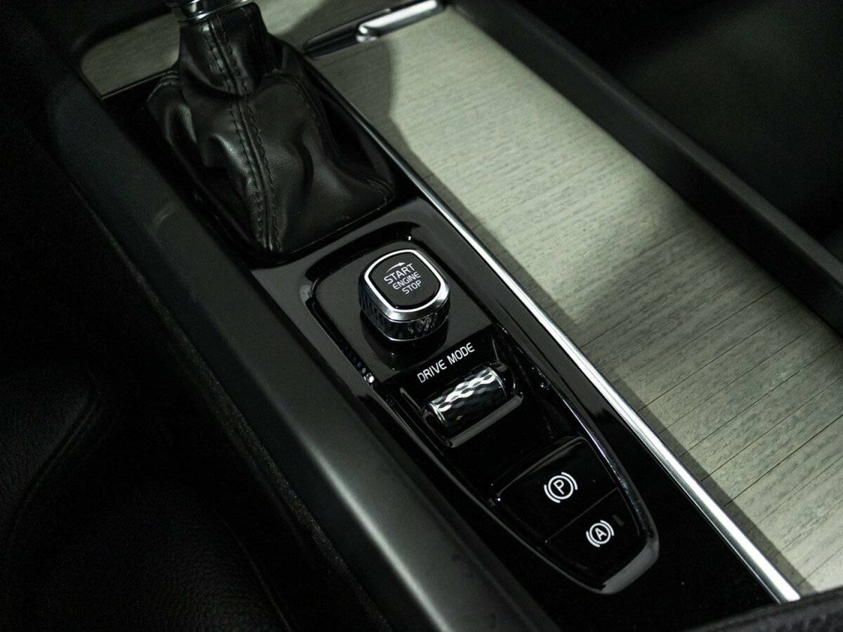 Volvo XC60 II, 2020 Фото №13