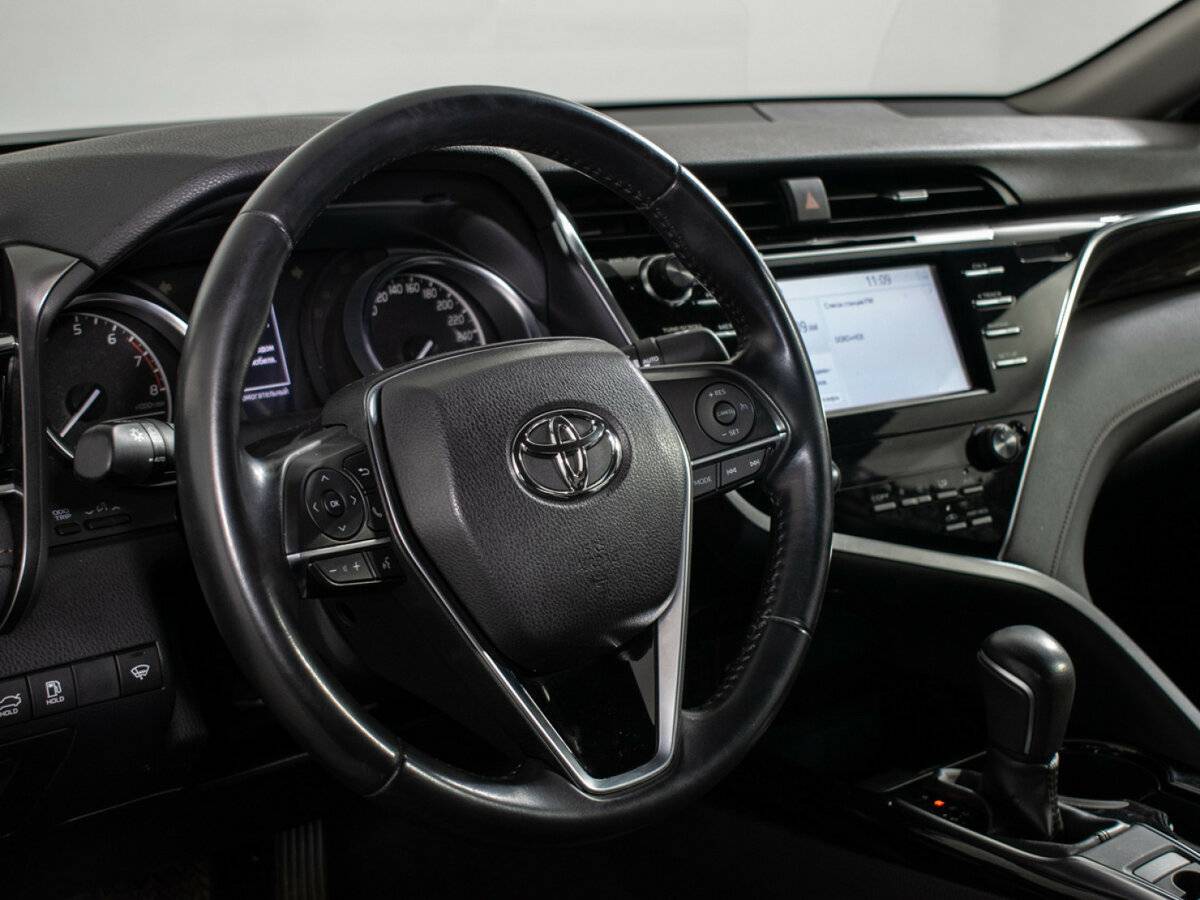 Toyota Camry VIII (XV70), 2020 Фото №13