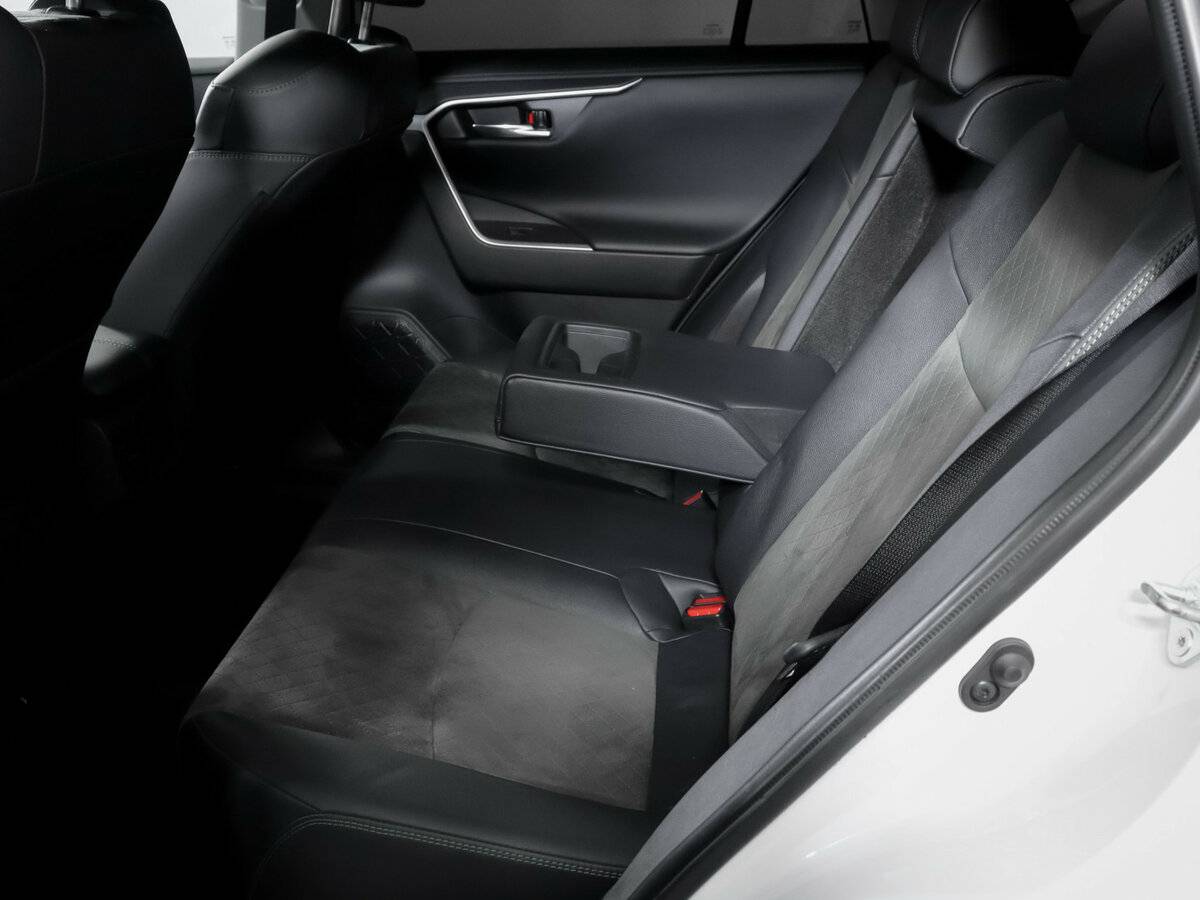 Toyota RAV4 V (XA50), 2024 Фото №10