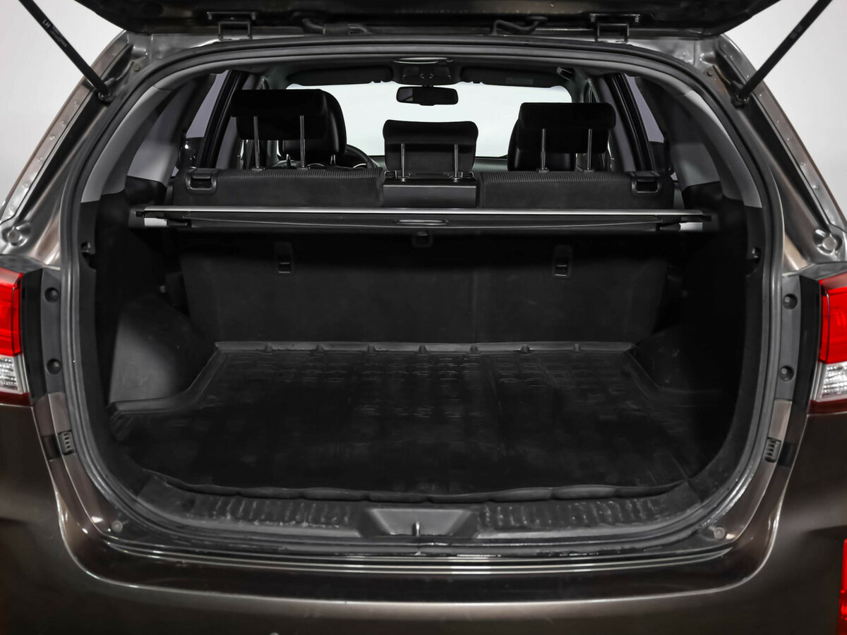 Kia Sorento II Рестайлинг, 2013 Фото №24