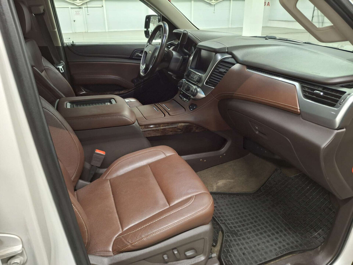 Chevrolet Tahoe IV, 2015 Фото №11