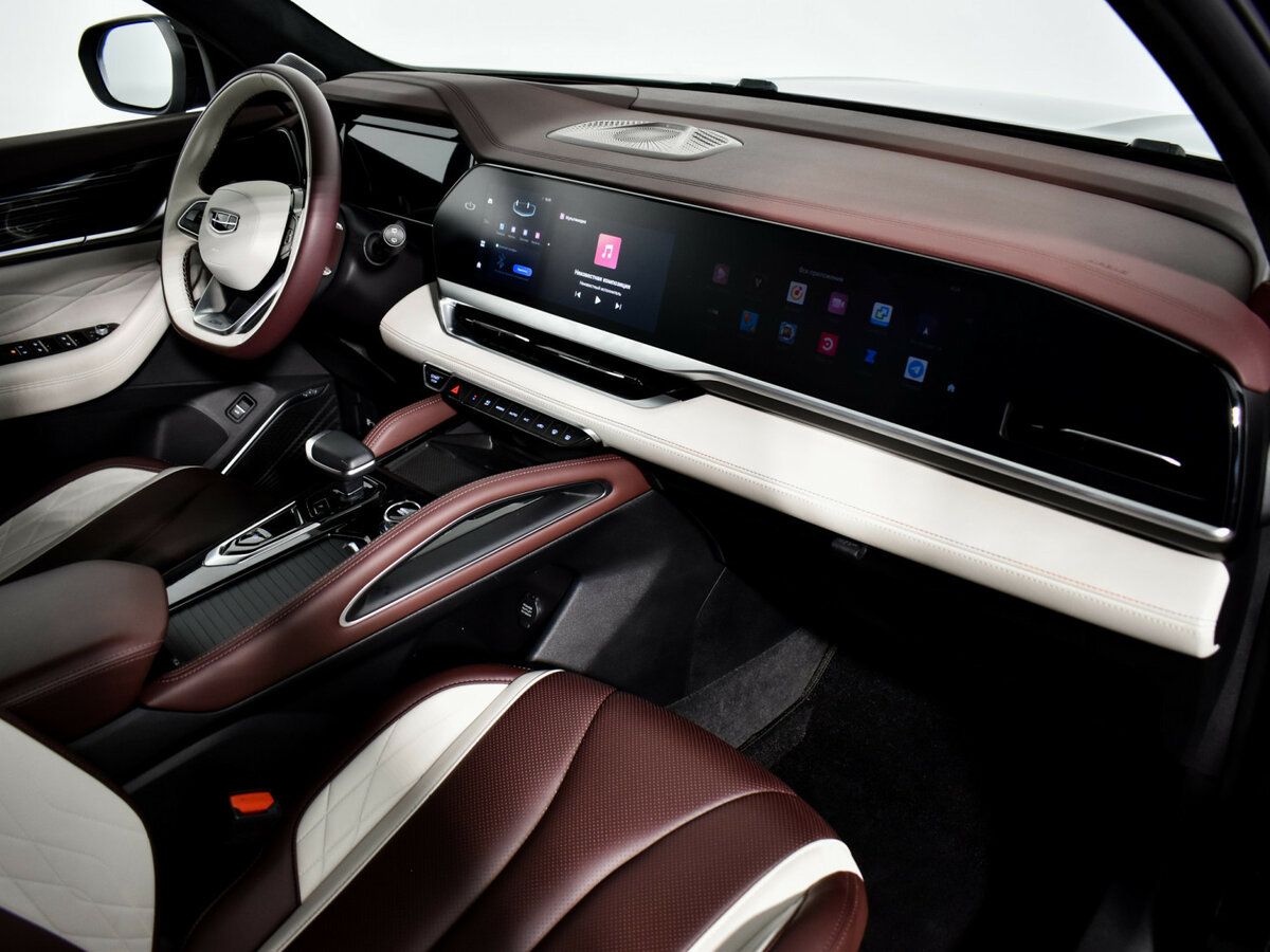 Geely Monjaro I, 2023 Фото №12