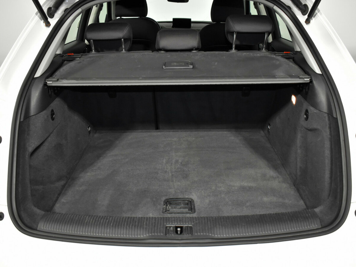 Audi Q3 I (8U) Рестайлинг, 2015 Фото №16