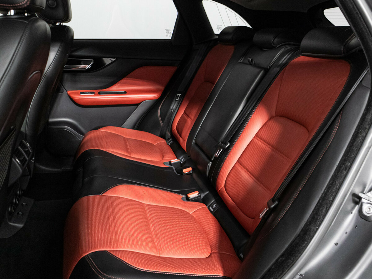 Jaguar F-Pace I, 2017 Фото №10