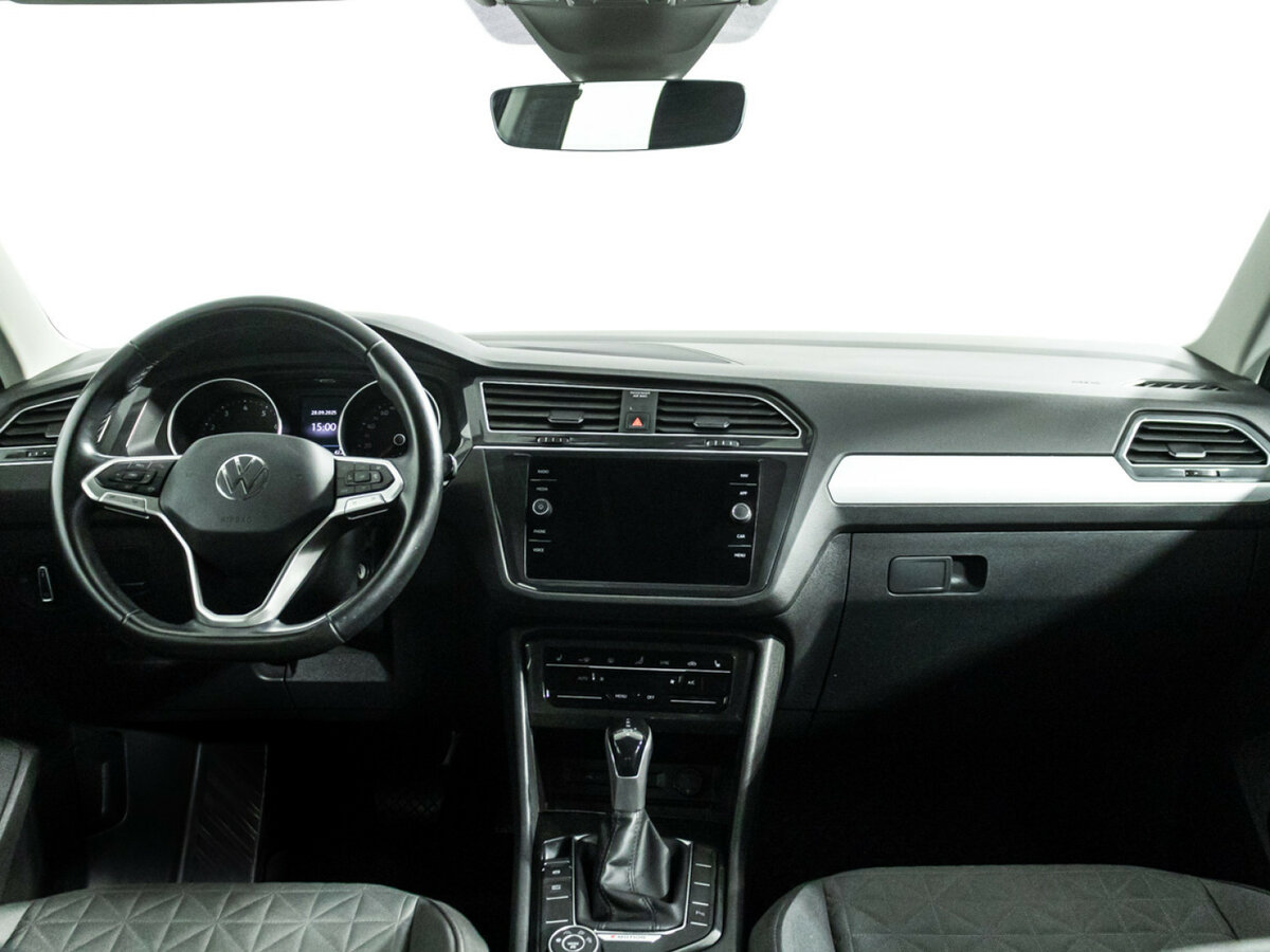 Volkswagen Tiguan II Рестайлинг, 2021 Фото №13
