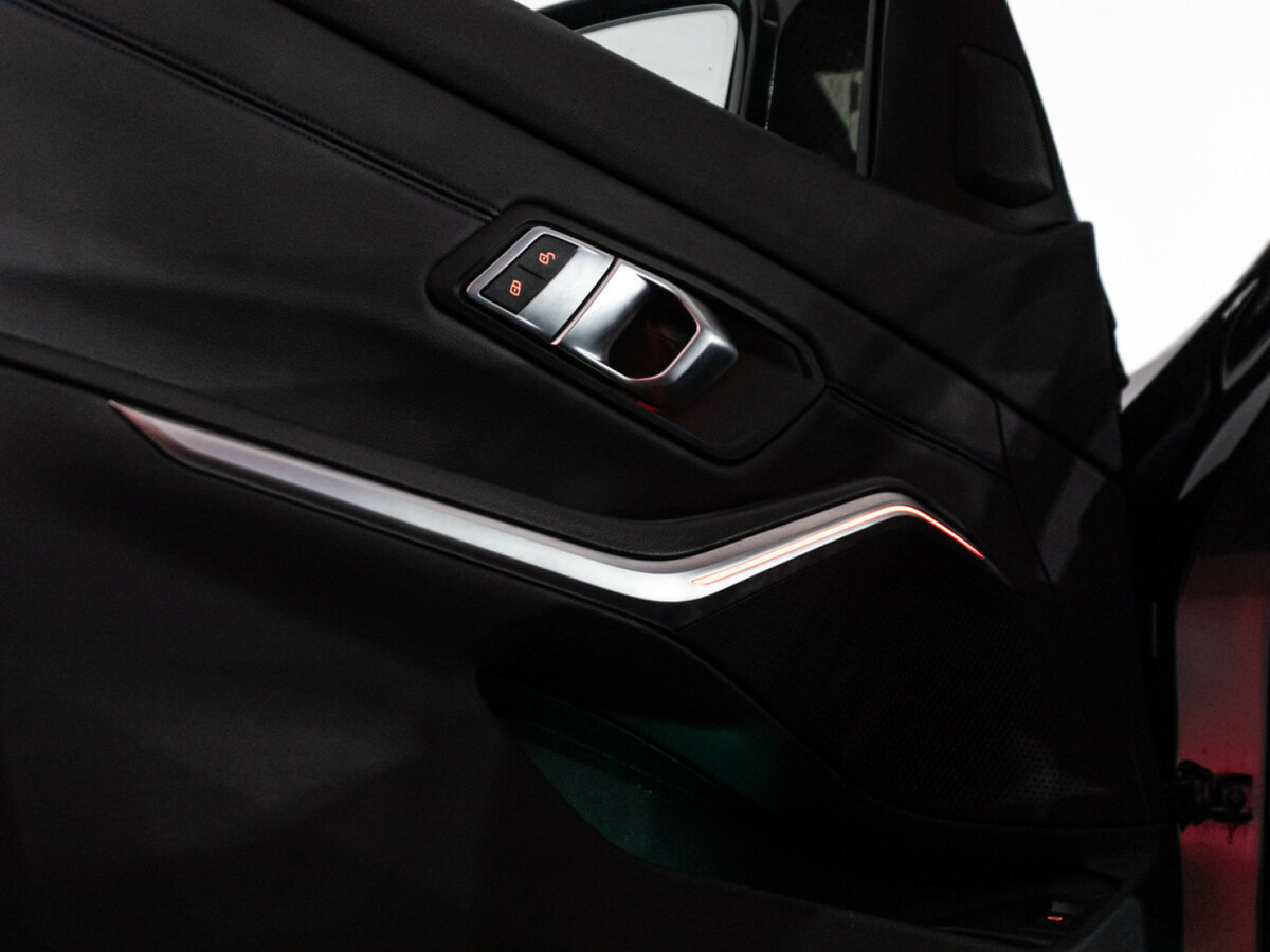 BMW 3 серии 330i VII (G2x), 2019 Фото №19