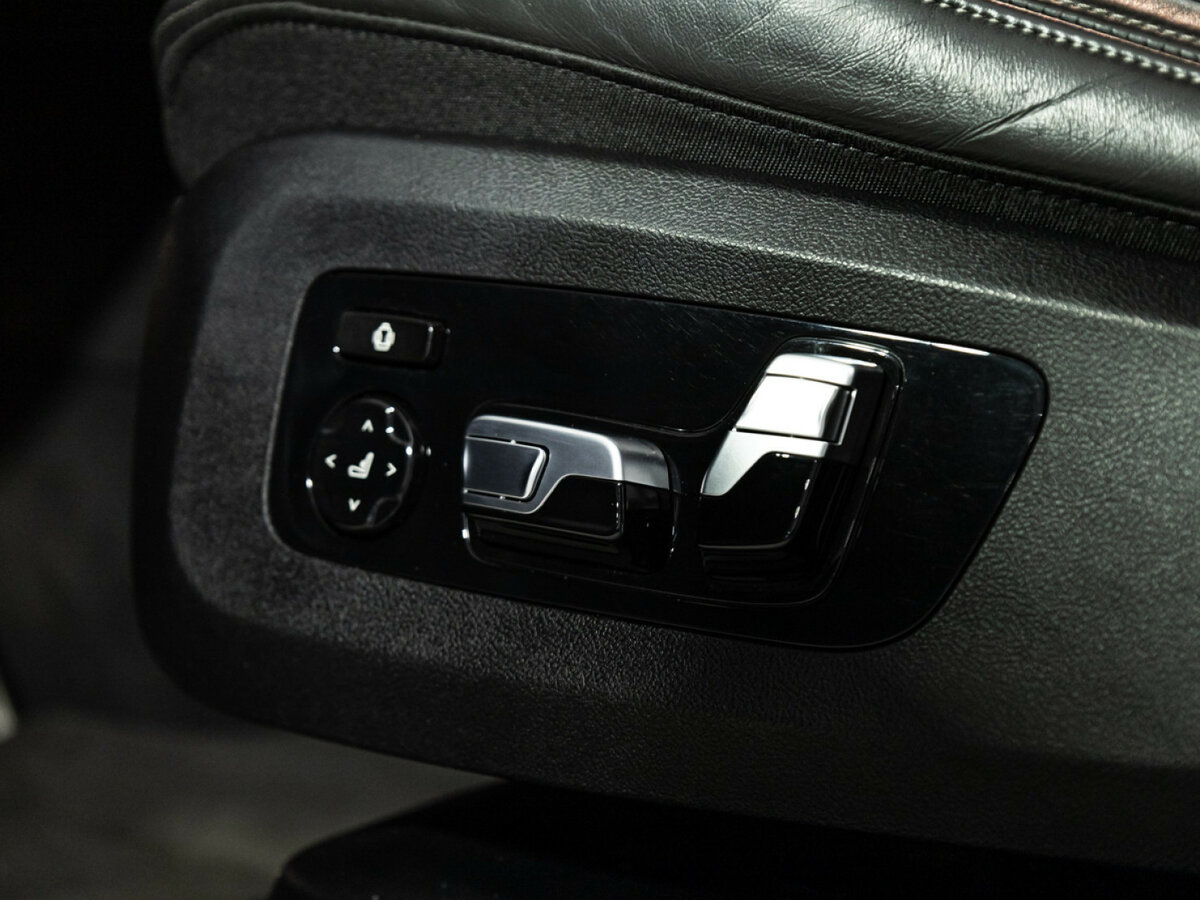 BMW X6 40i III (G06), 2020 Фото №14