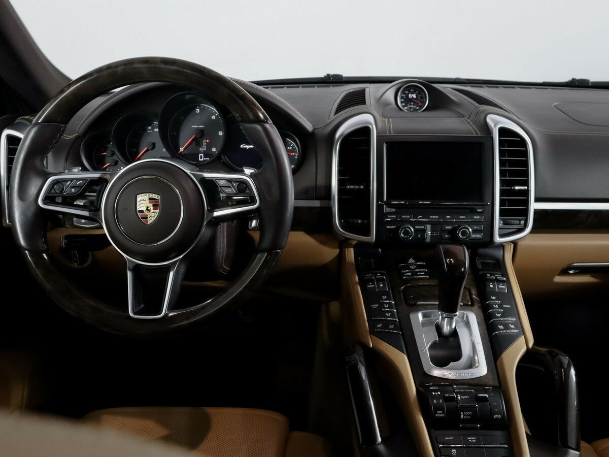 Porsche Cayenne Diesel II Рестайлинг (958), 2015 Фото №12