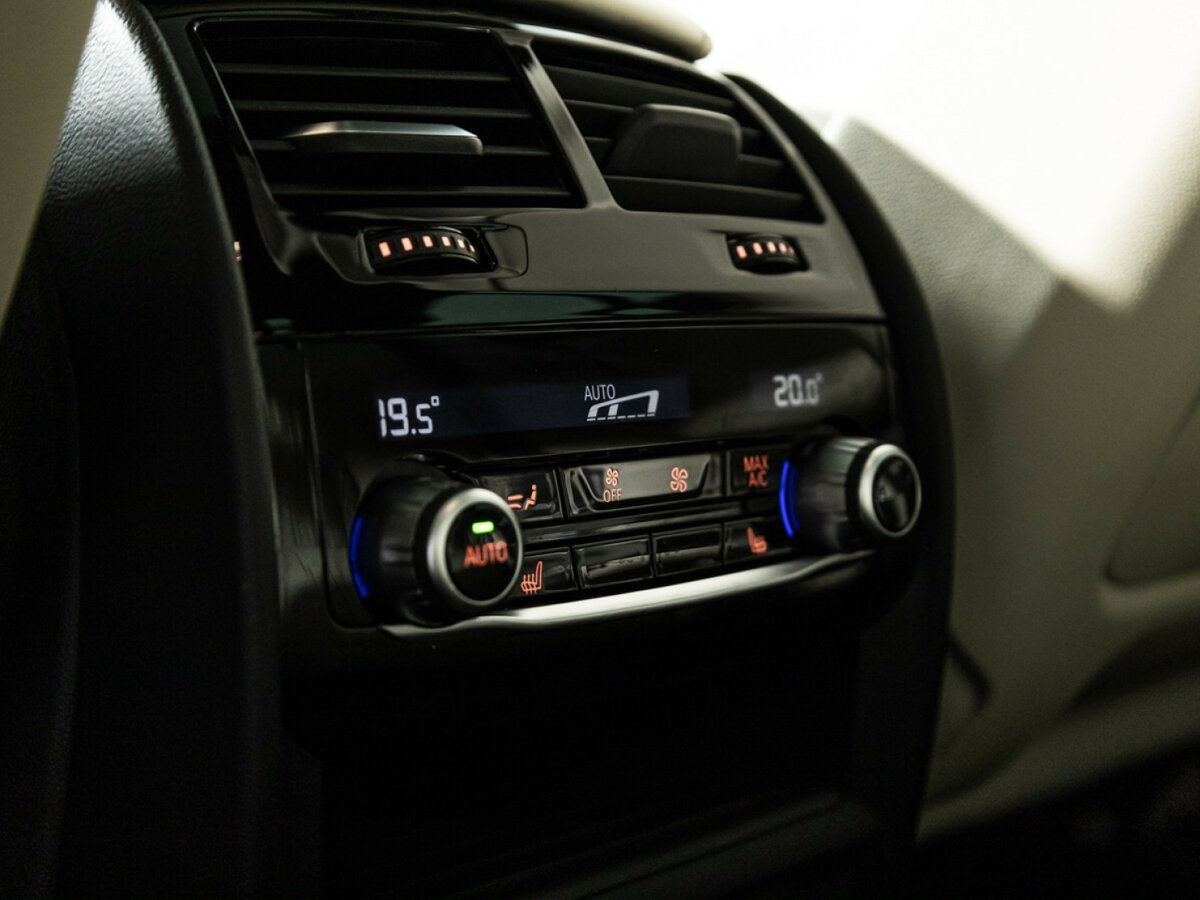 BMW 5 серии 540i xDrive VII (G30/G31/G38) Рестайлинг, 2020 Фото №30