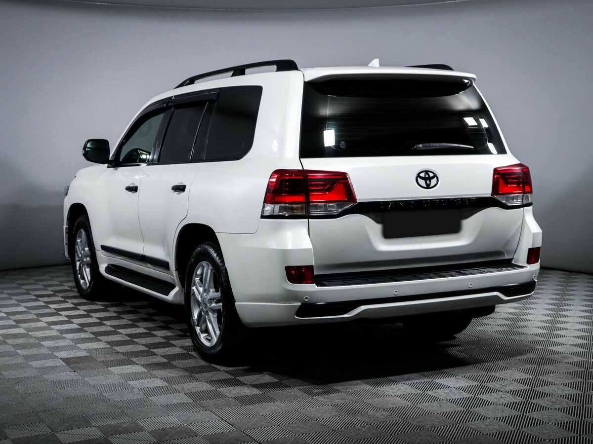 Toyota Land Cruiser 200 Series Рестайлинг 2, 2018 Фото №7