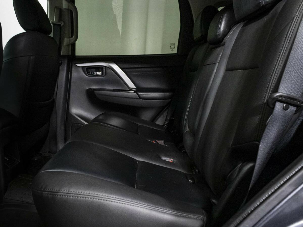 Mitsubishi Montero Sport III Рестайлинг, 2022 - 103 795 км. | Фото №8