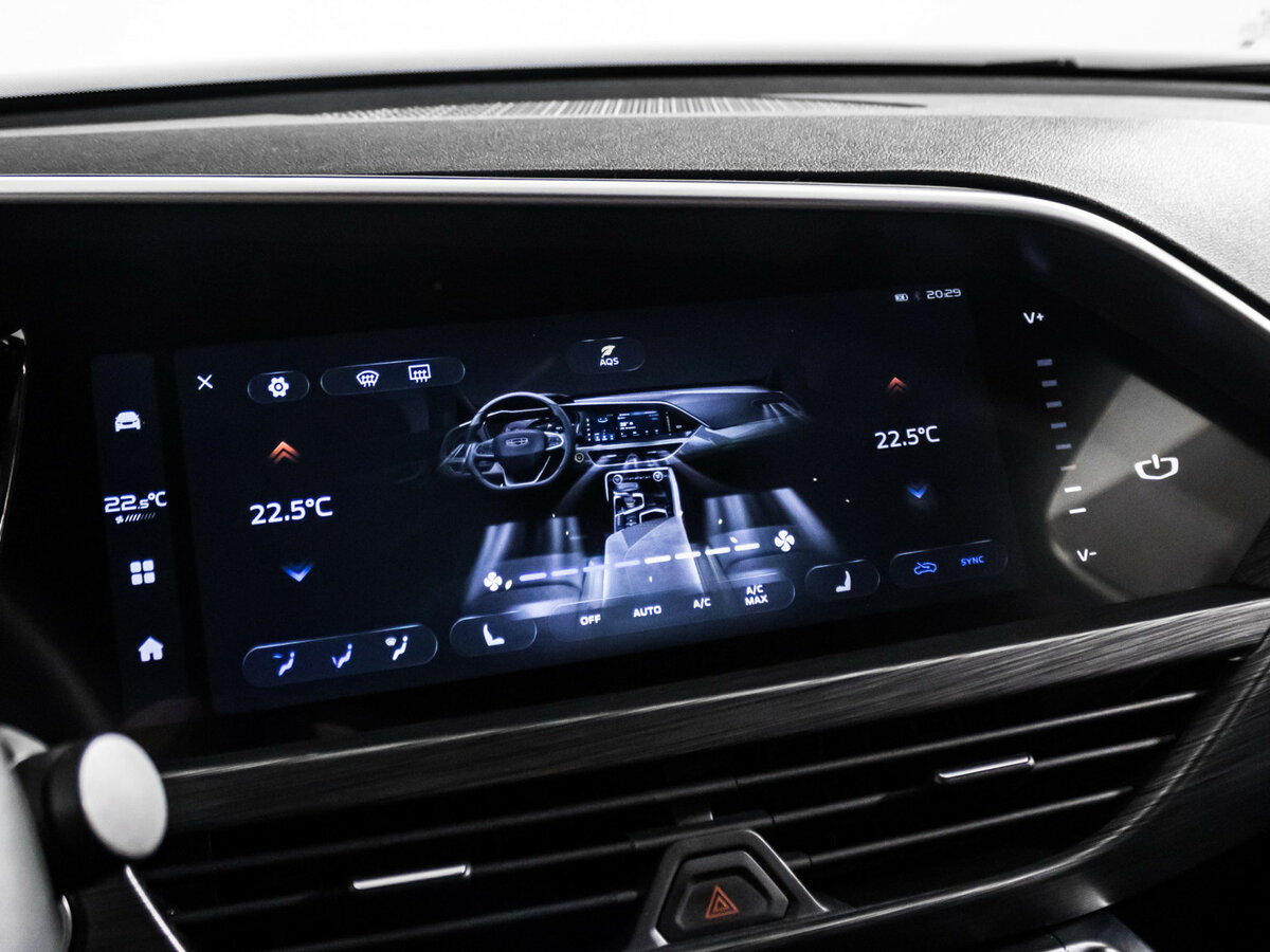 Geely Tugella I Рестайлинг, 2024 Фото №17