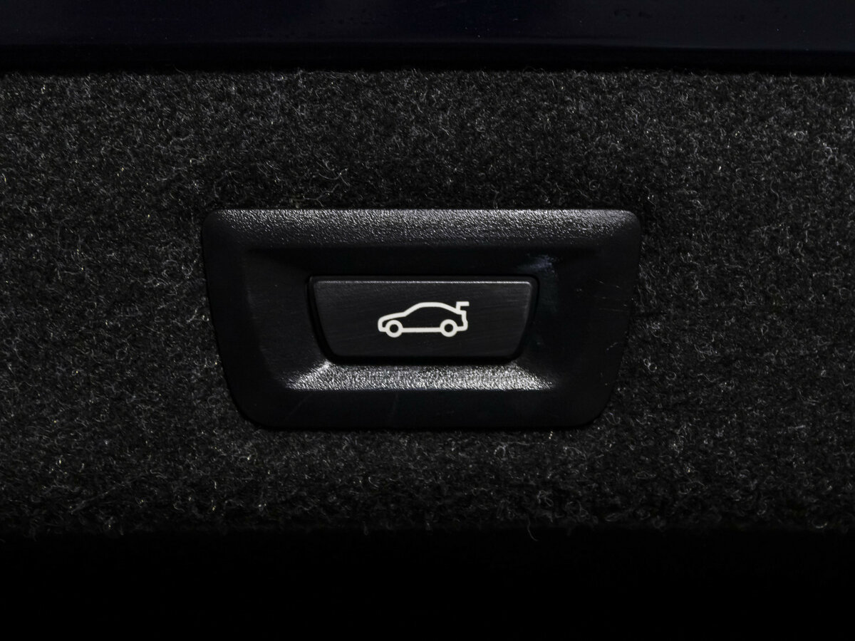 BMW 5 серии 520d xDrive VII (G30/G31/G38), 2018 Фото №19