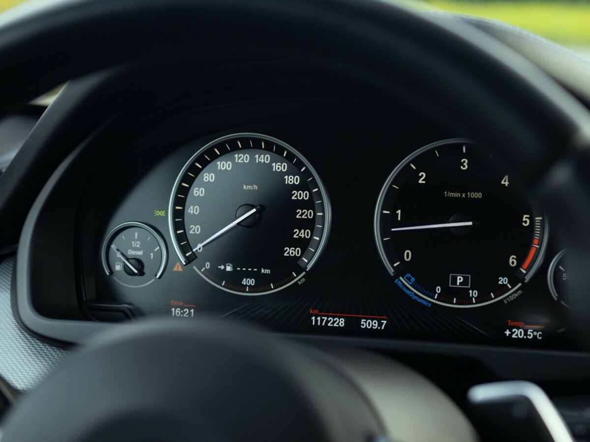 BMW X5 M50d III (F15), 2014 Фото №19