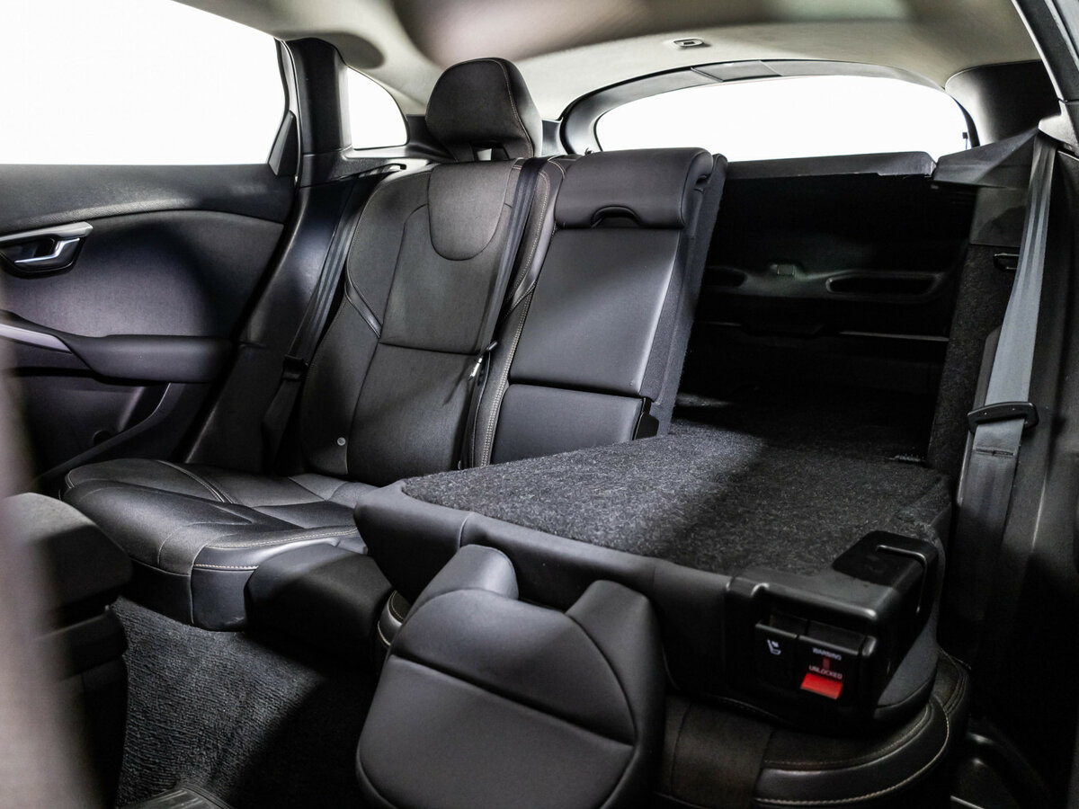 Volvo V40 Cross Country I, 2013 Фото №21