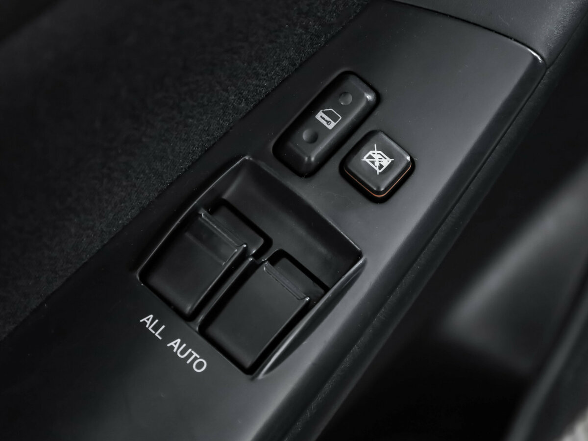 Toyota Corolla IX (E120, E130) Рестайлинг, 2006 Фото №17