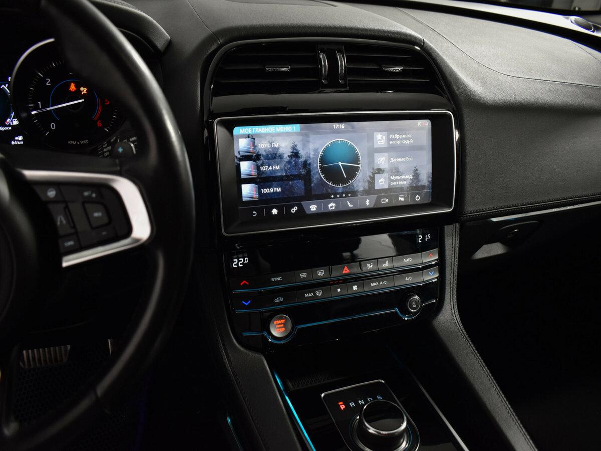 Jaguar F-Pace I, 2018 Фото №16