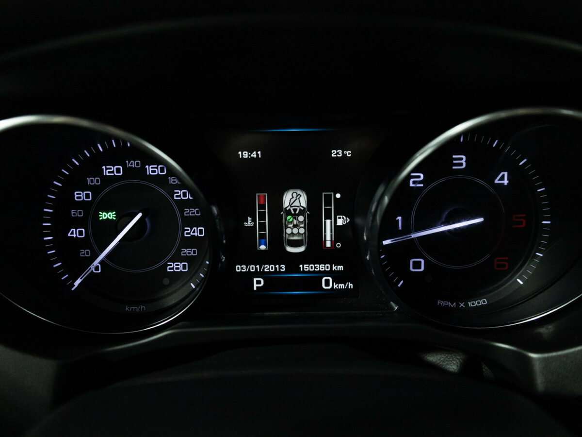 Jaguar XE I, 2015 Фото №10