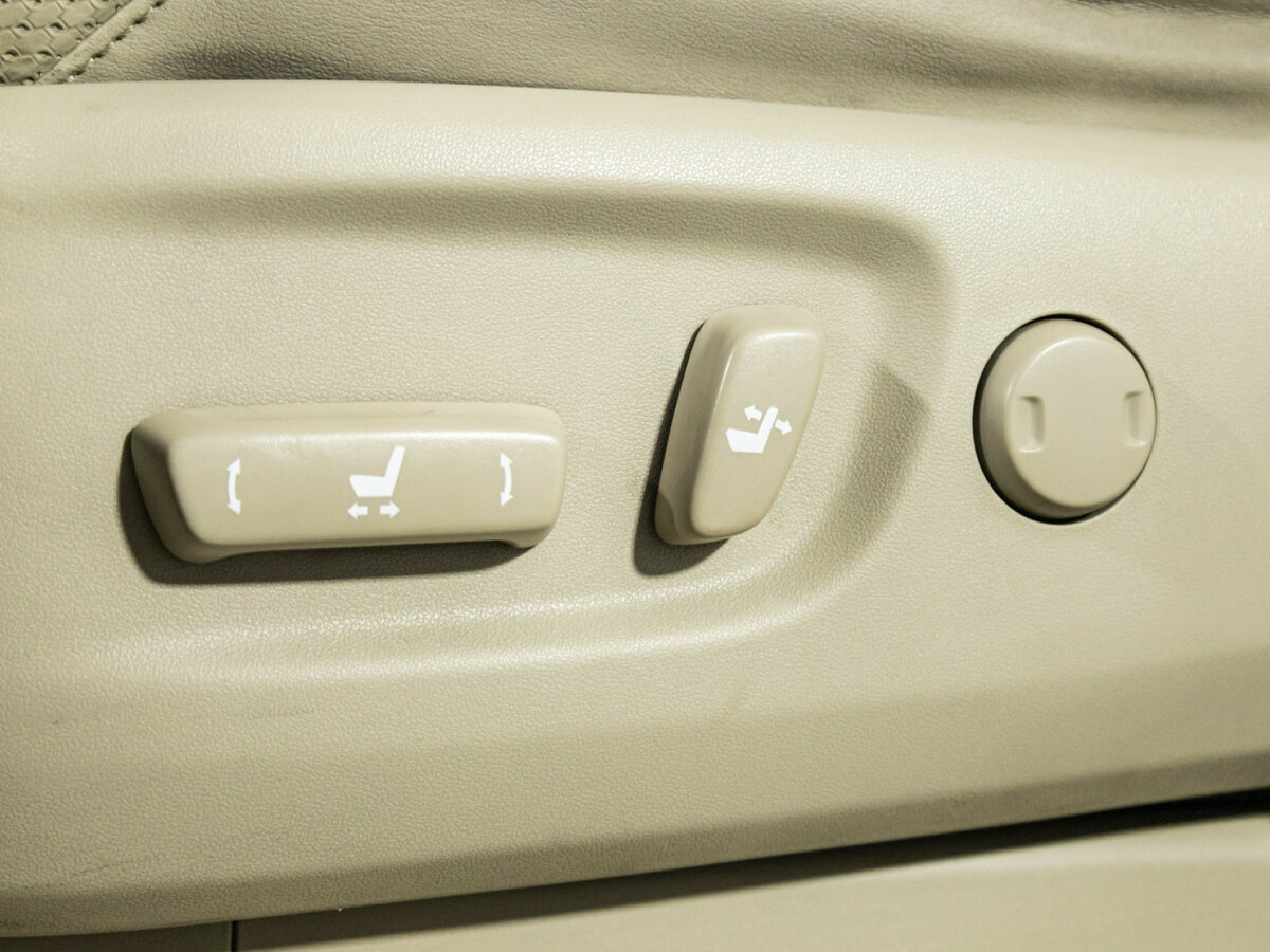 Toyota Land Cruiser Prado 150 Series, 2009 Фото №13