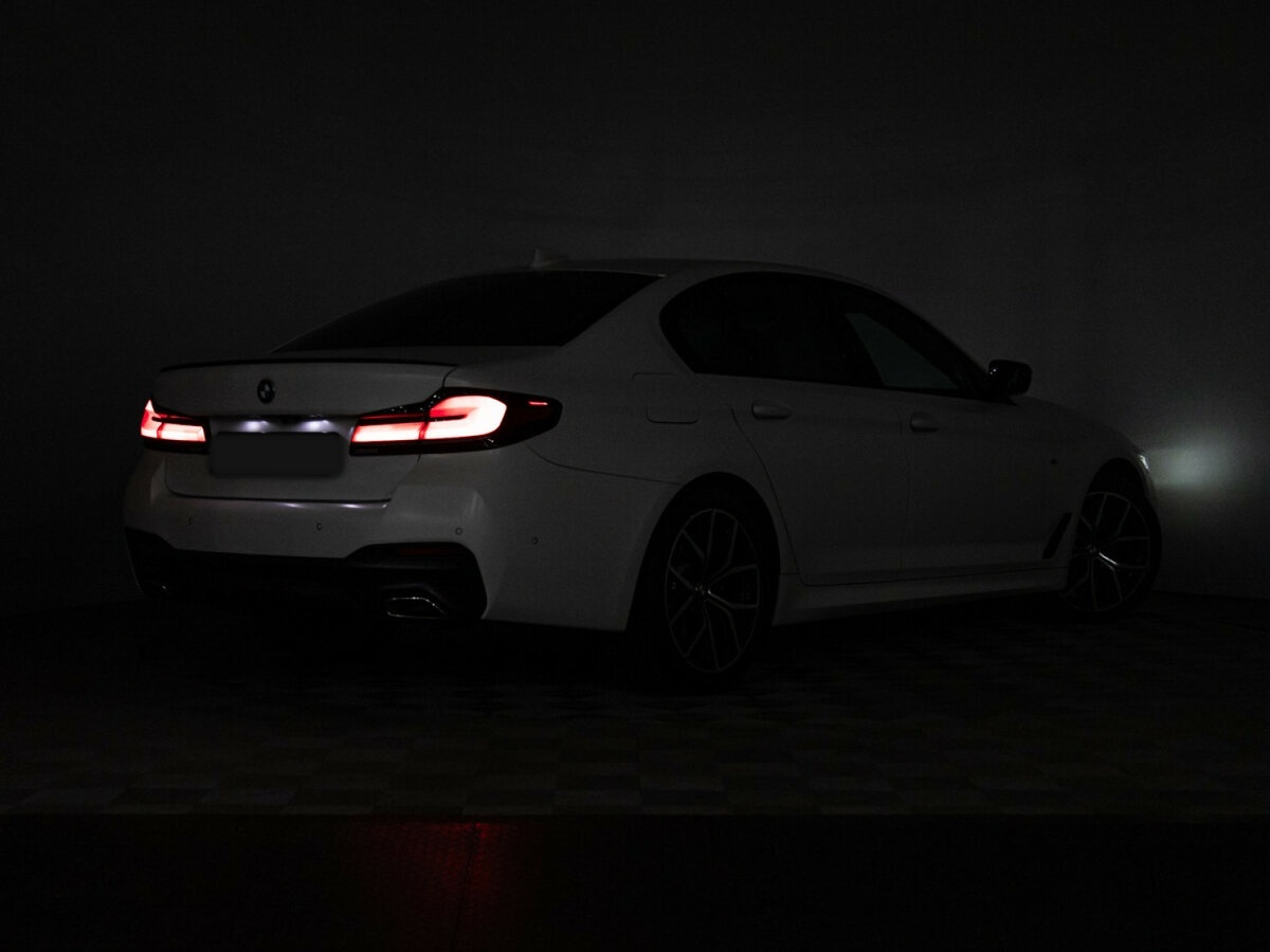 BMW 5 серии 530i xDrive VII (G30/G31/G38) Рестайлинг, 2022 Фото №35