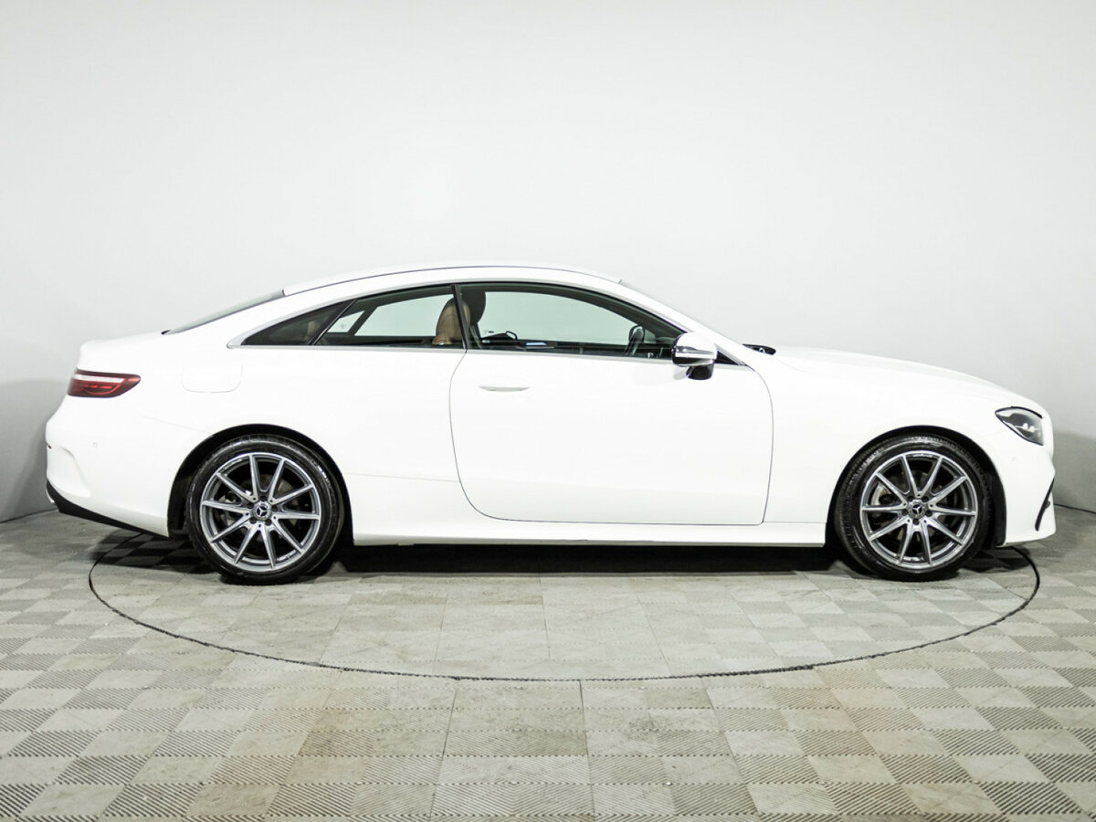 Mercedes-Benz E-Класс 200 V (W213, S213, C238) Рестайлинг, 2021 - 91 960 км. | Фото №4