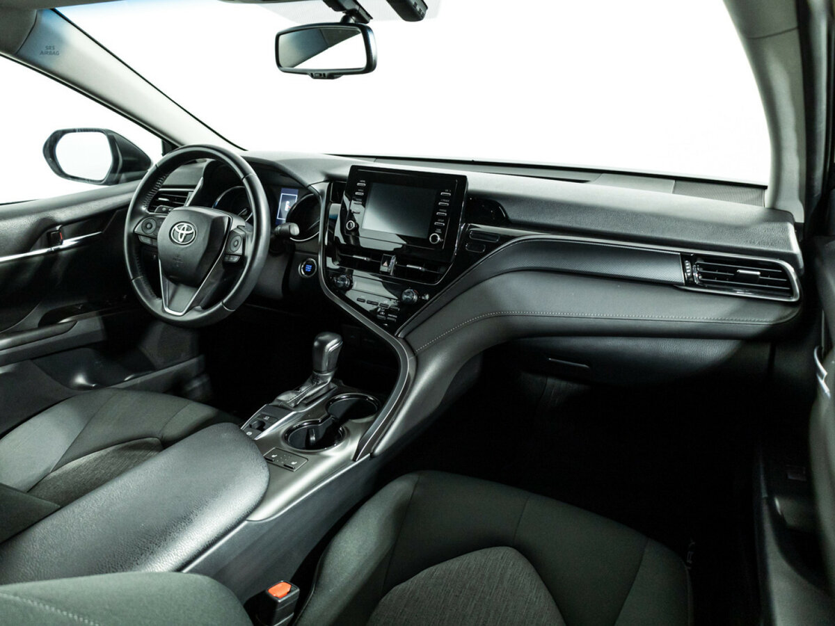 Toyota Camry VIII (XV70) Рестайлинг, 2021 - 95 367 км. | Фото №8