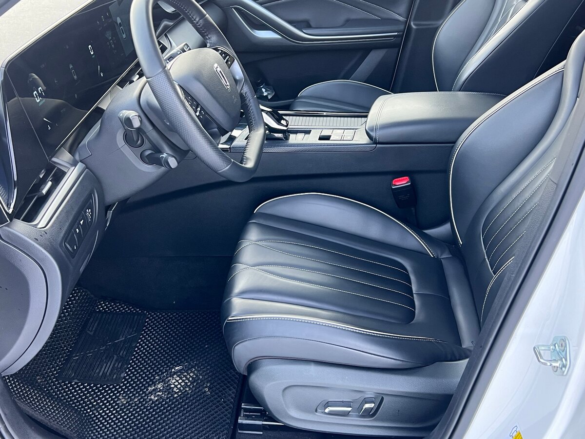 FAW Bestune T55, 2023 Фото №12