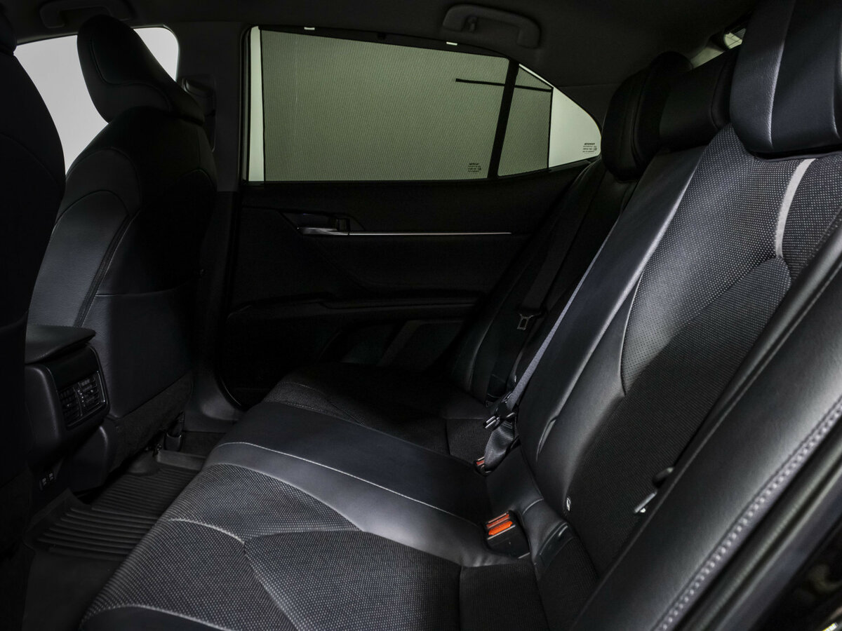 Toyota Camry VIII (XV70) Рестайлинг, 2021 - 85 333 км. | Фото №8