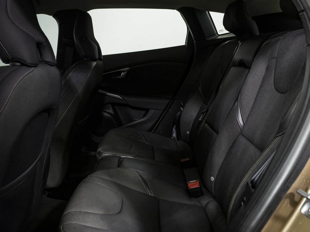 Volvo V40 Cross Country I, 2013 Фото №11