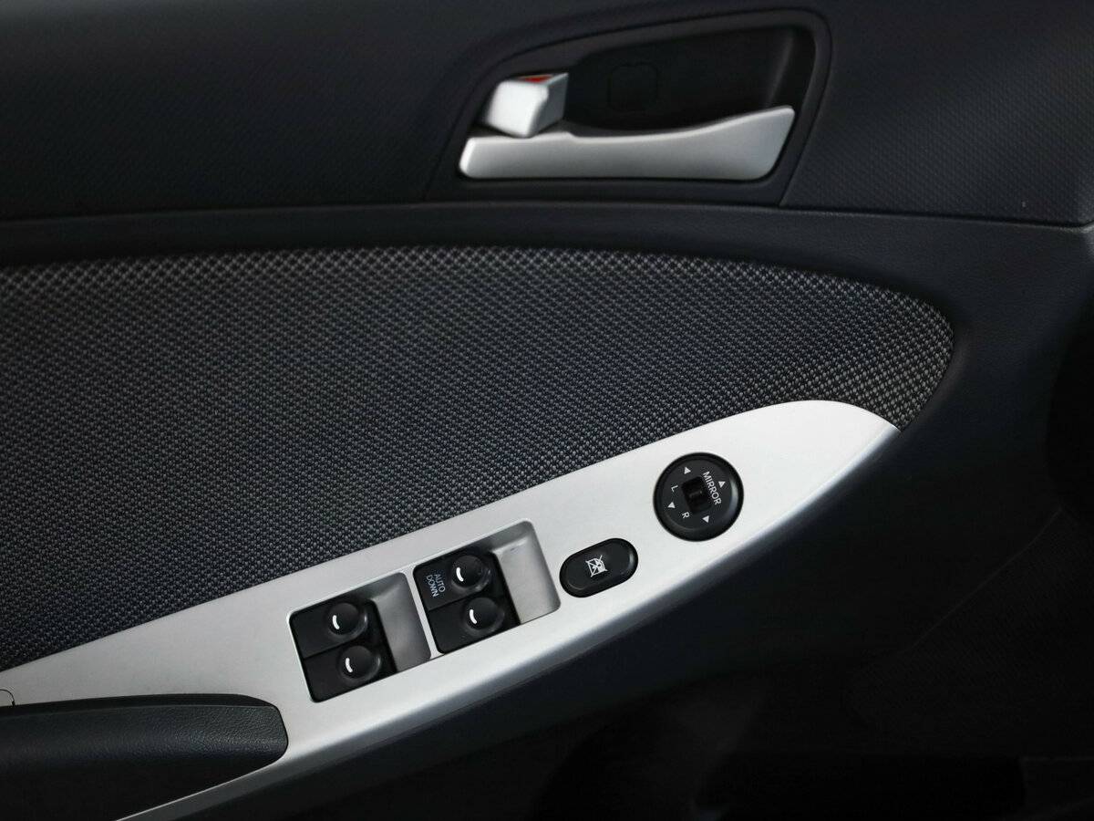 Hyundai Solaris I, 2013 Фото №21