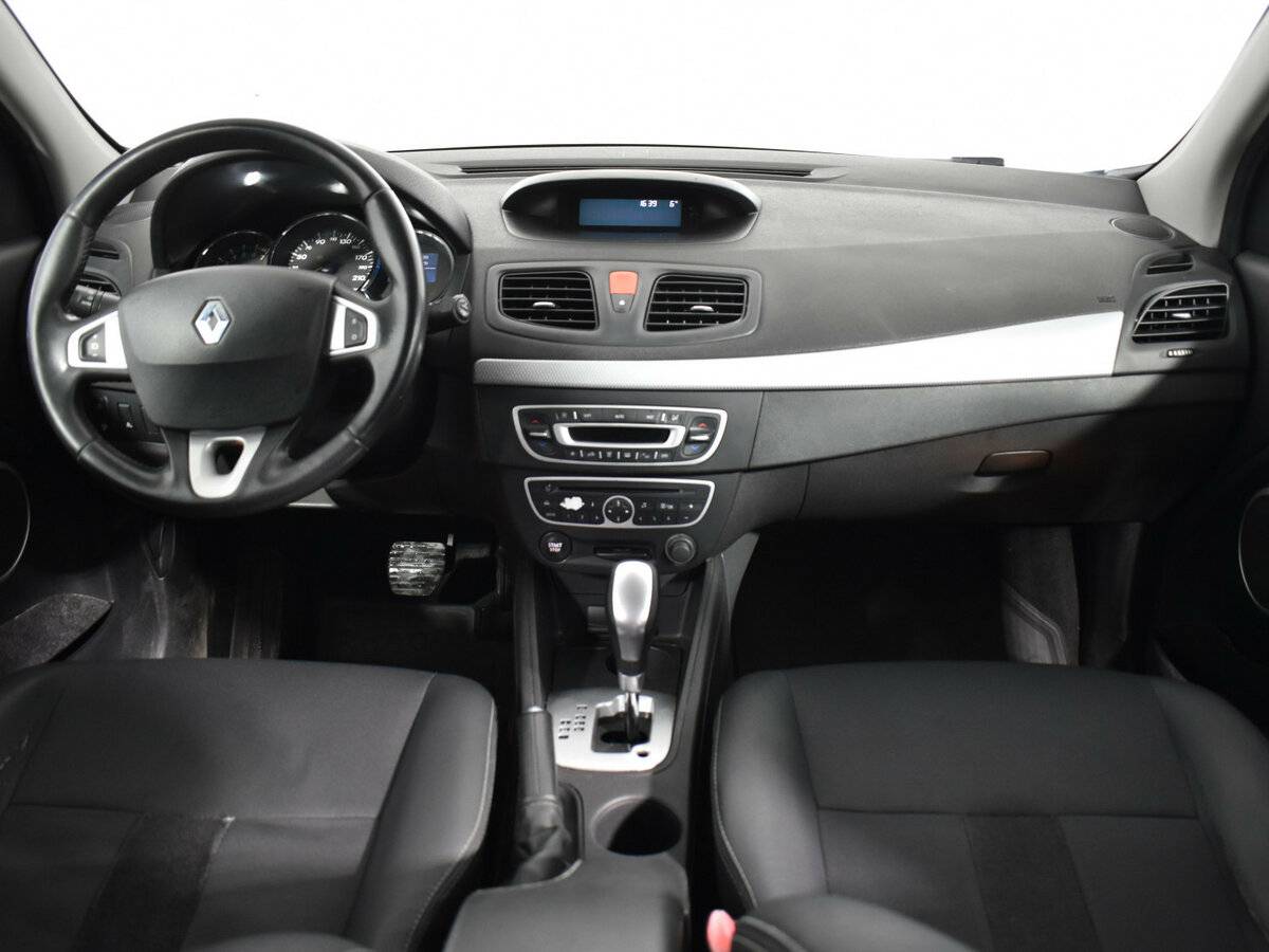 Renault Megane III, 2010 Фото №11
