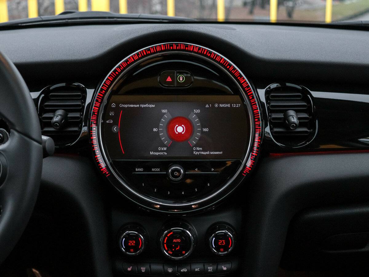 Mini Hatch Cooper S III (F55/F56) Рестайлинг 2, 2024 Фото №9