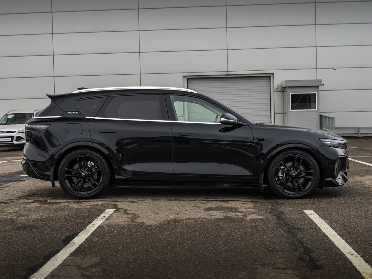 Voyah Free I Рестайлинг, 2023 Фото №4