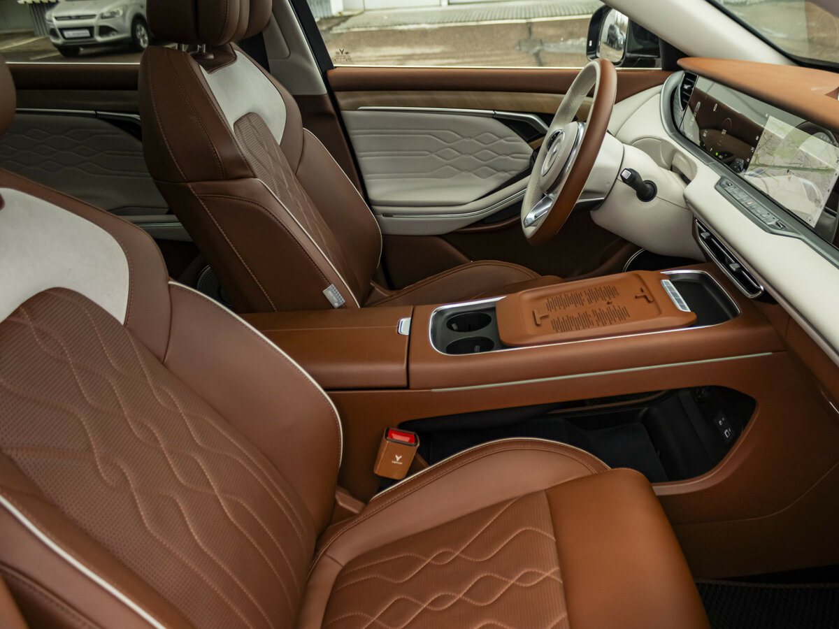 Voyah Free I Рестайлинг, 2023 Фото №10